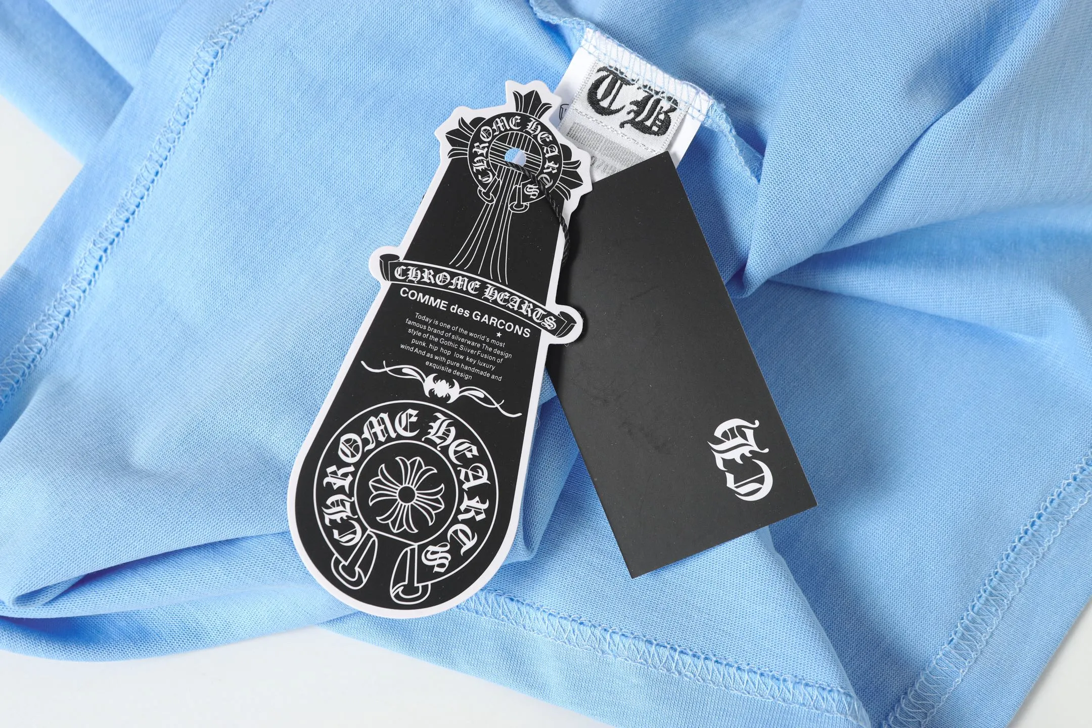 P160 Cross-border quantity model. If you pursue quality, please do not place an order. -Chrome Hearts/Chrome Heart Sanskrit Big Sword✝️Print popular long-sleeved T-shirt -High weight, high density and high quality. The wool is soft, delicate and skin-friendly. It feels soft and silky. It has excellent warmth and skin-friendly properties.
